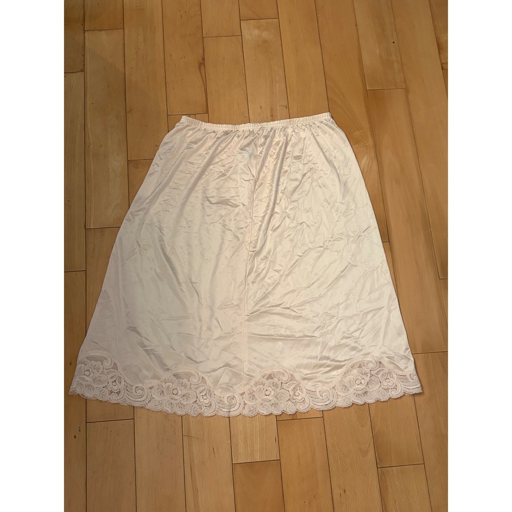 Vanity Fair Half Slip Womens Medium Cream Vintage Lace Trim Nylon Tricot 24 Inch